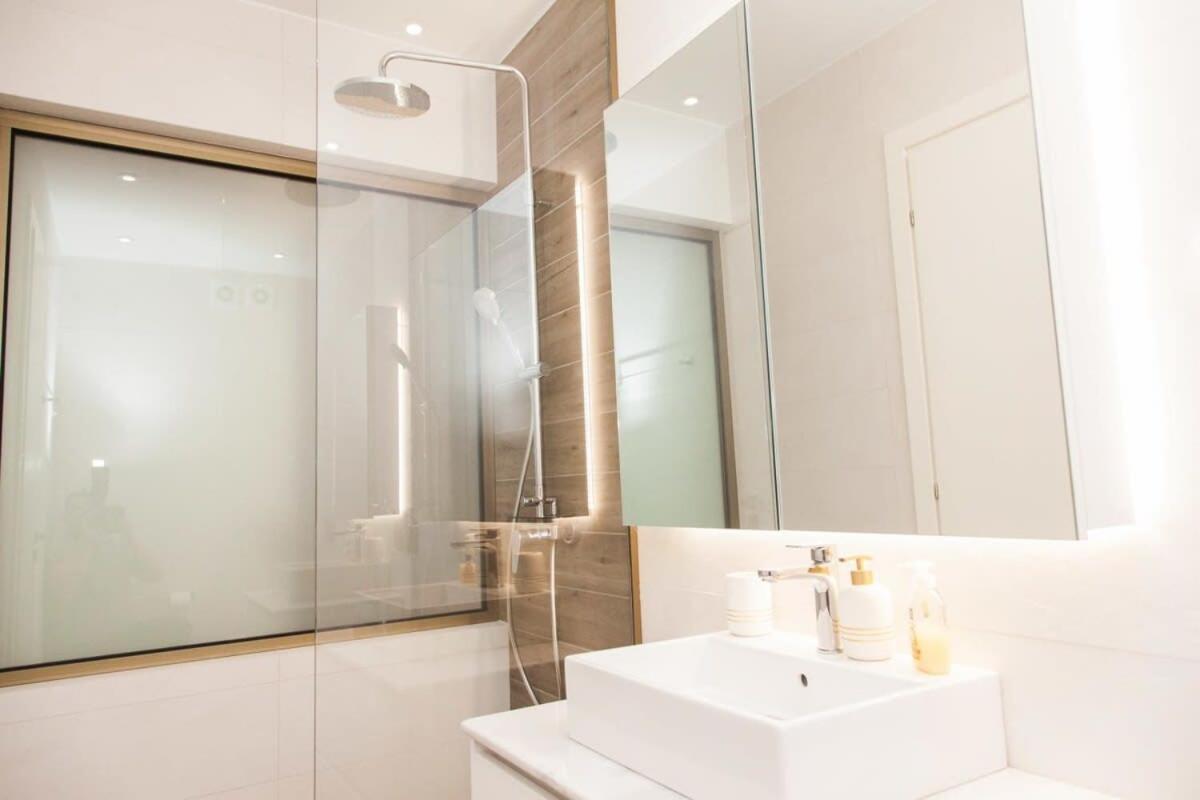 Comfortable 2 Bd Apt Near Sintagma Square Ateny Zewnętrze zdjęcie